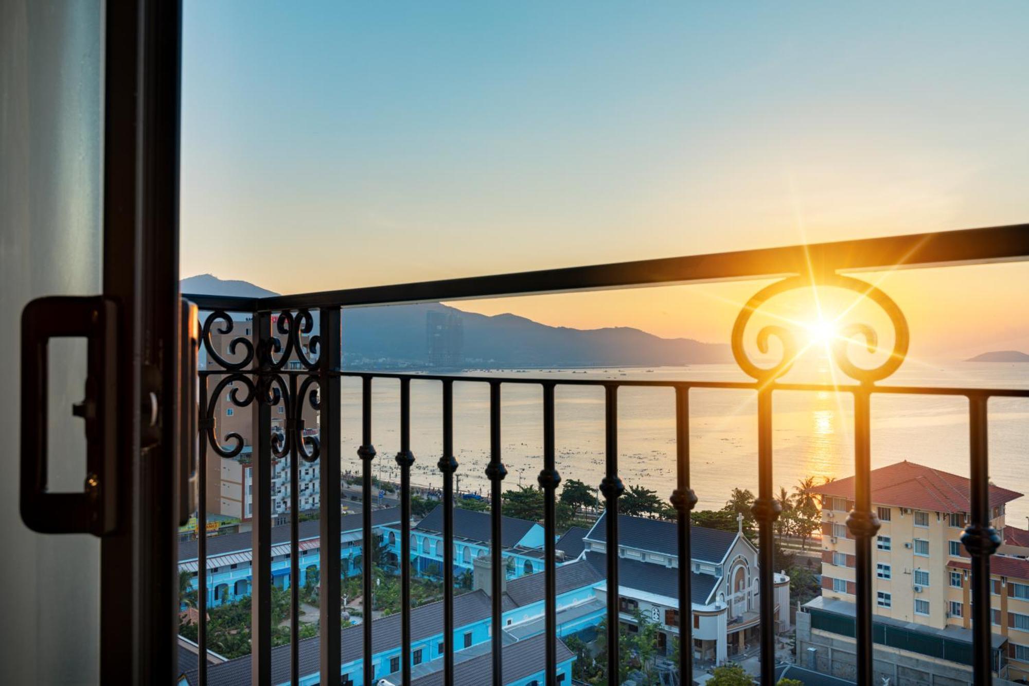 Daphovina Hotel Nha Trang Dış mekan fotoğraf